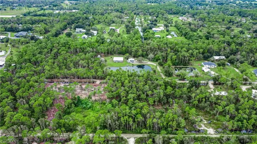 9940 Saddle, North Fort Myers, Florida 33917