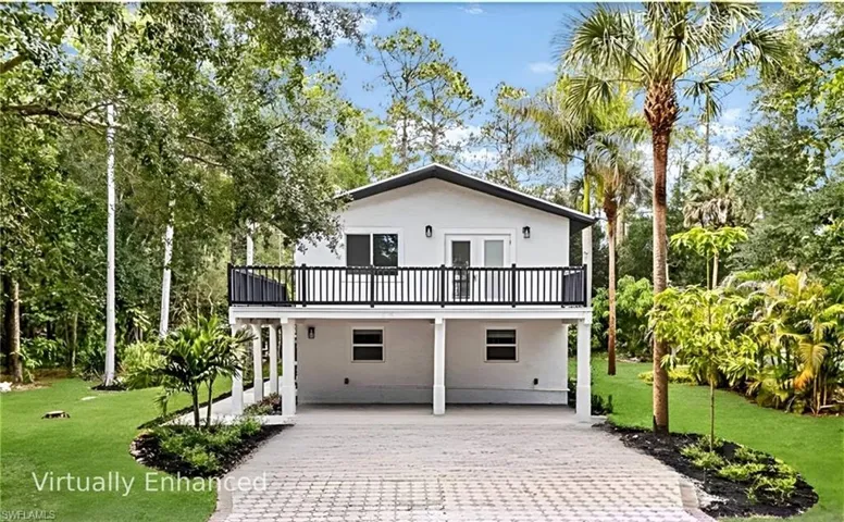 605 12th Ave Ne, Naples, Florida 34120