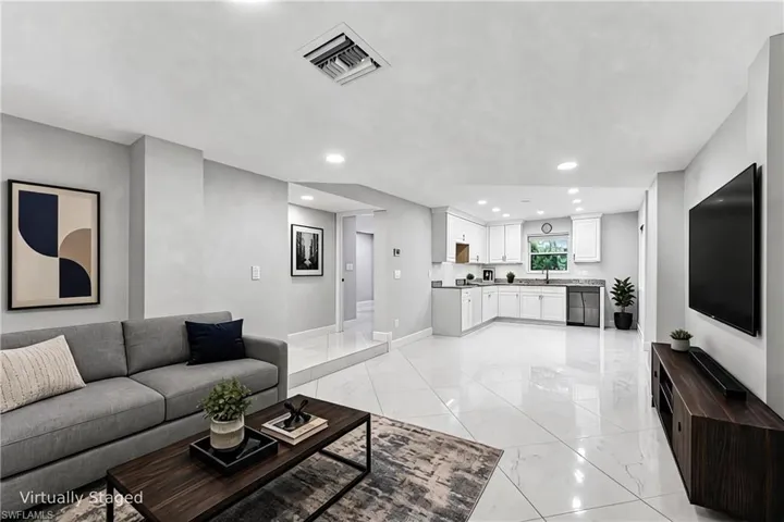 Downstairs living/ kitchen area