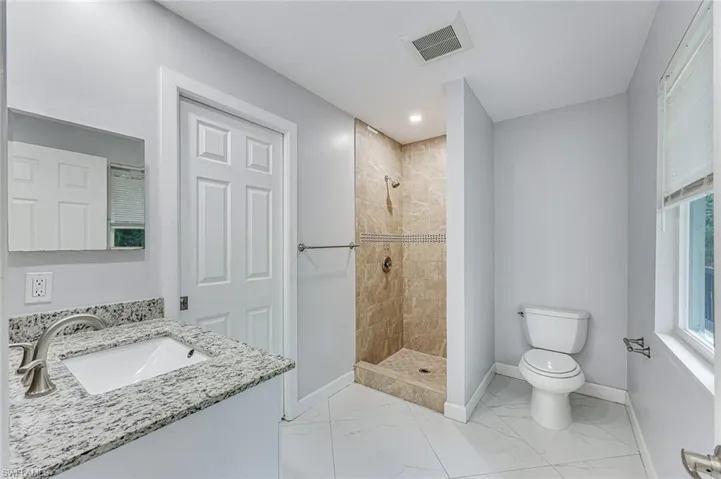 605 12th Ave Ne, Naples, Florida 34120