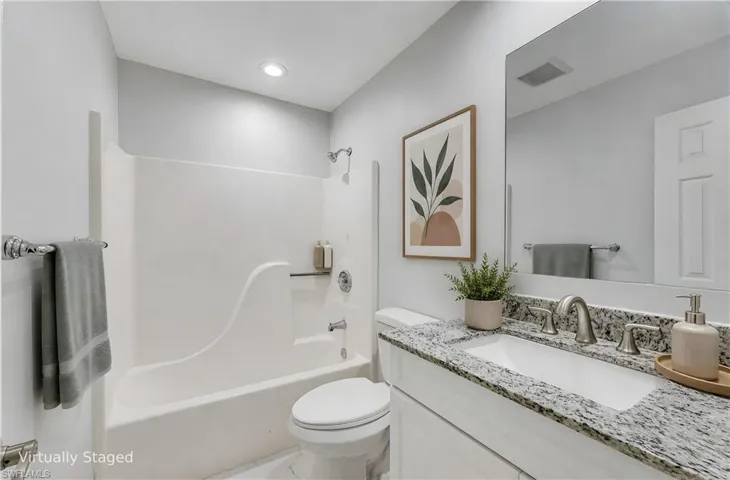 605 12th Ave Ne, Naples, Florida 34120