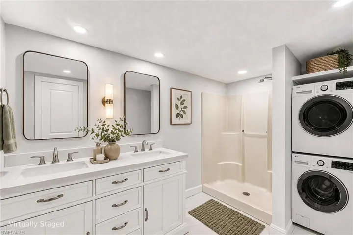 605 12th Ave Ne, Naples, Florida 34120