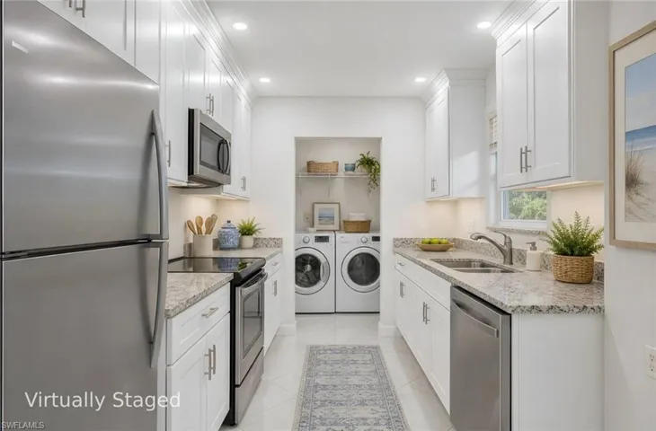 605 12th Ave Ne, Naples, Florida 34120