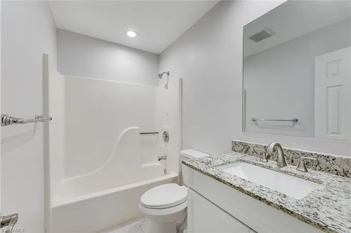 605 12th Ave Ne, Naples, Florida 34120