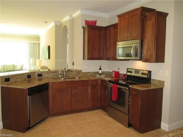 10702 Cetrella Dr, Fort Myers, Florida 33913