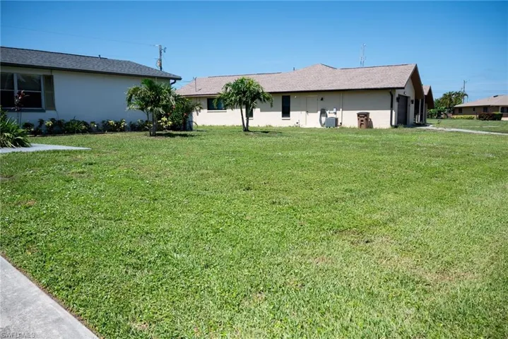 2122 Se 6th Ter, Cape Coral, Florida 33990
