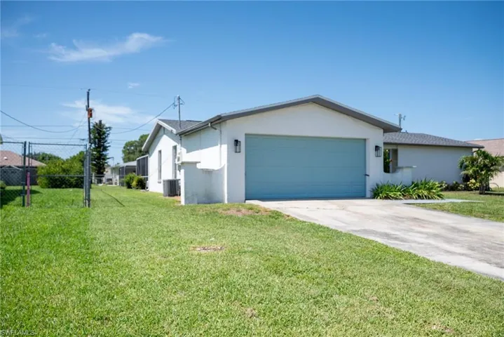 2122 Se 6th Ter, Cape Coral, Florida 33990