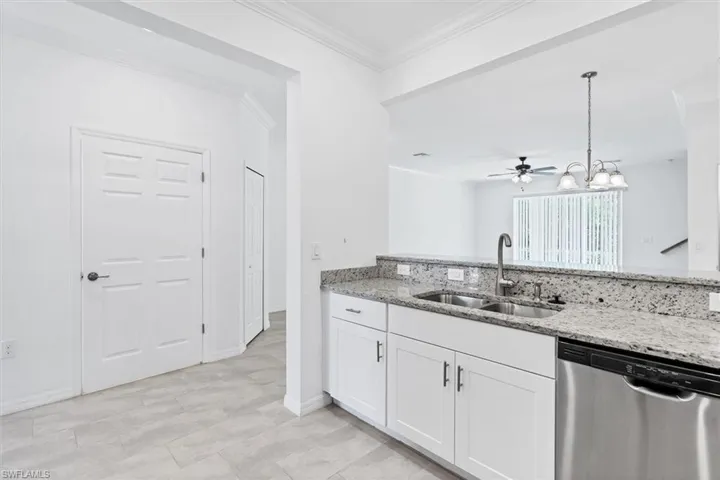 12062 Via Lighthouse Ln, Fort Myers, Florida 33913
