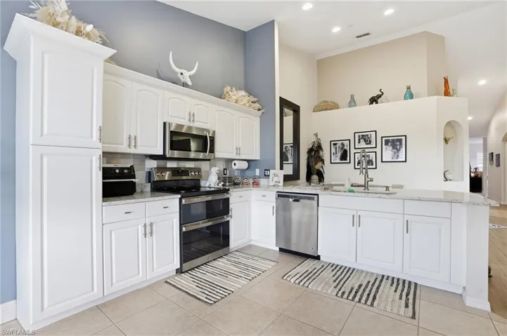 20070 Seagrove St 1907, Estero, Florida 33928