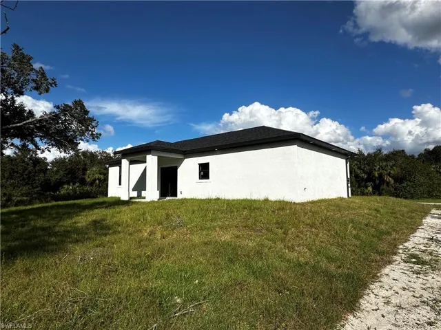 View of side of property