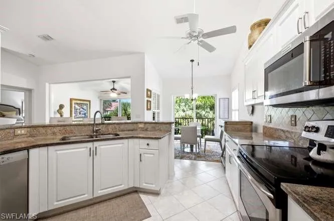 2515 Talon Ct 404, Naples, Florida 34105