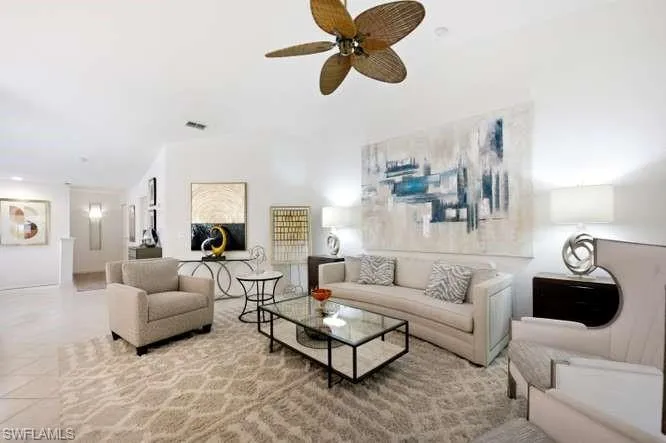 2515 Talon Ct 404, Naples, Florida 34105