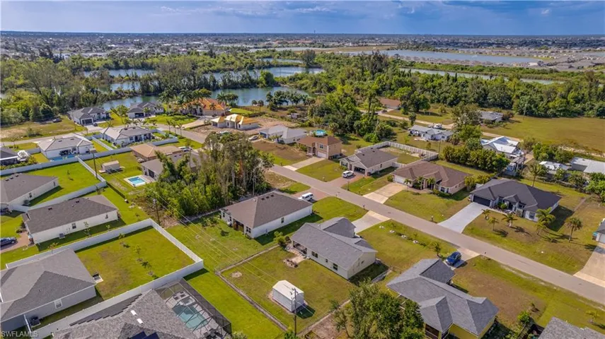 826 NW 2nd  ST, Cape Coral, FL 33993