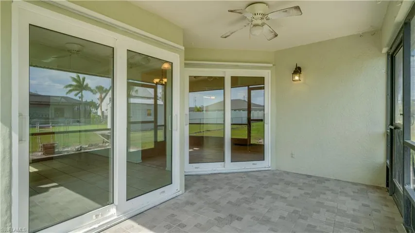 Notice the new sliding doors on the lanai.