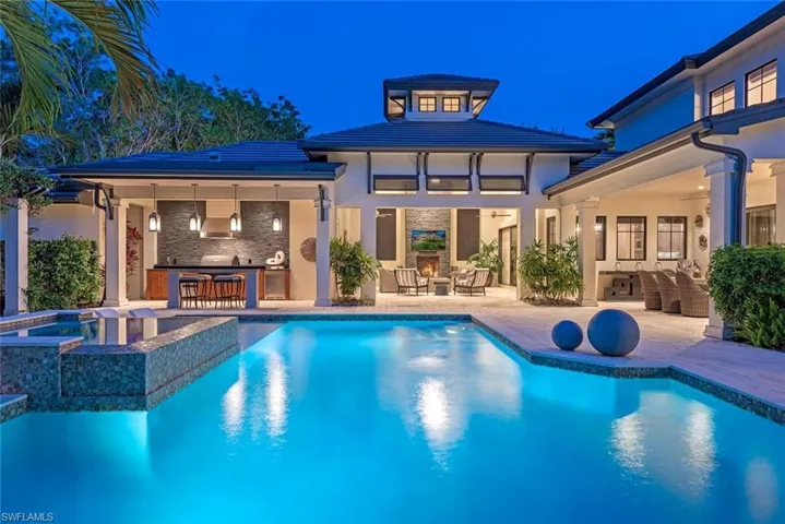3170 Crayton Rd, Naples, Florida 34103