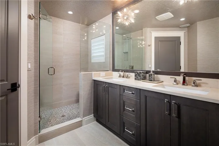 3170 Crayton Rd, Naples, Florida 34103
