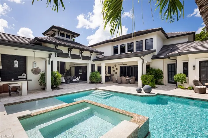 3170 Crayton Rd, Naples, Florida 34103