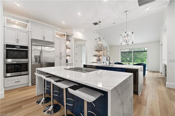 Double Islands with Quartz waterfall, the intricate veining makes this an excellent selection for these two showstoppers in your kitchen