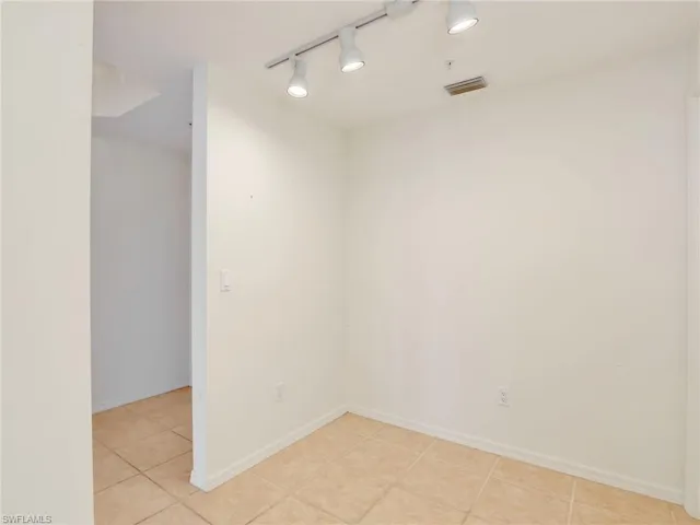 1001  Arbor Lake  DR, Naples, FL 34110