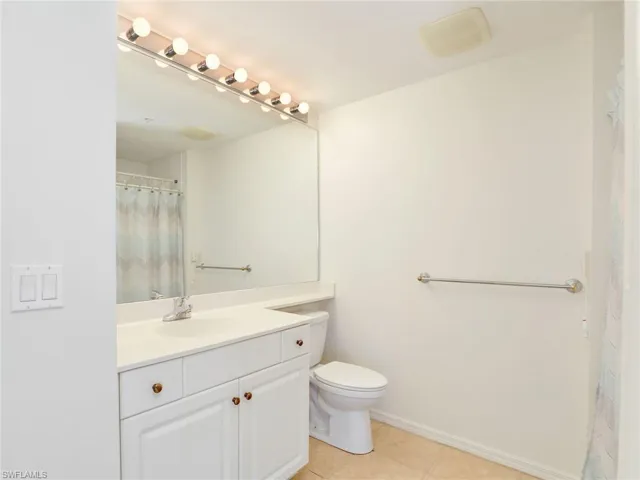 1001  Arbor Lake  DR, Naples, FL 34110