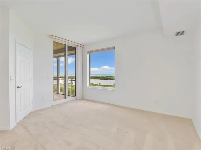 1001  Arbor Lake  DR, Naples, FL 34110