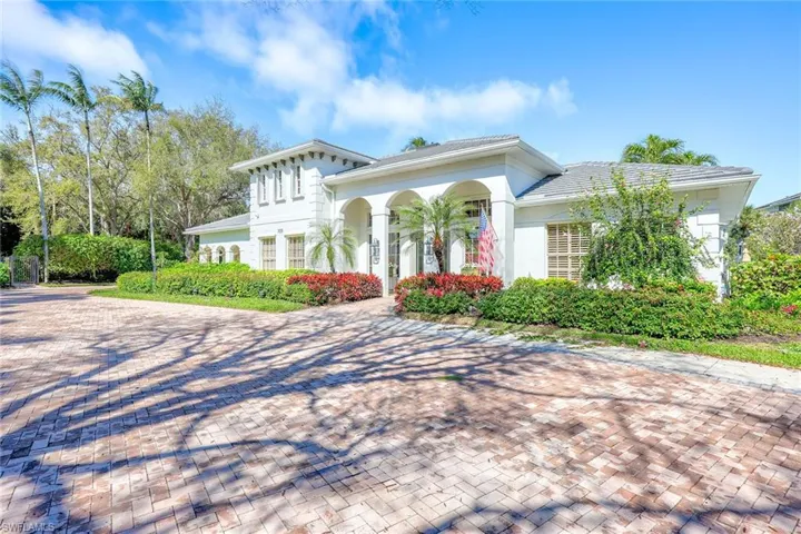 831 Sailaway Ln 104, Naples, Florida 34108