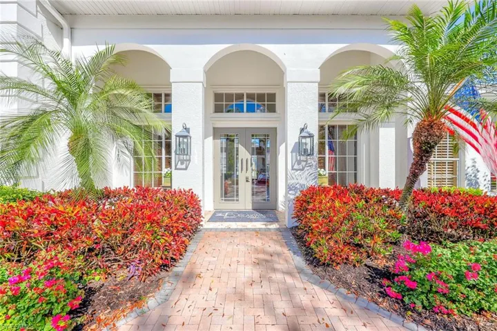 831 Sailaway Ln 104, Naples, Florida 34108