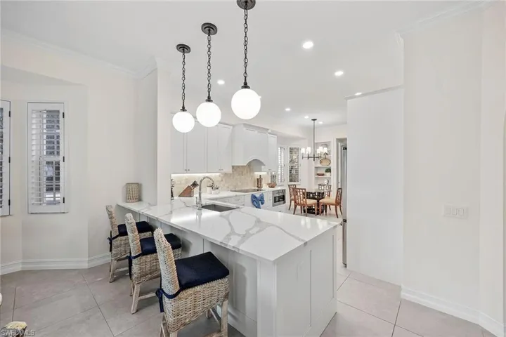 831 Sailaway Ln 104, Naples, Florida 34108