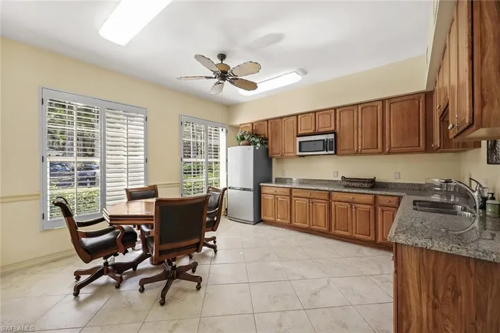 831 Sailaway Ln 104, Naples, Florida 34108