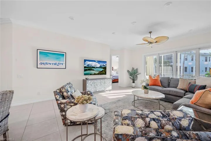 831 Sailaway Ln 104, Naples, Florida 34108