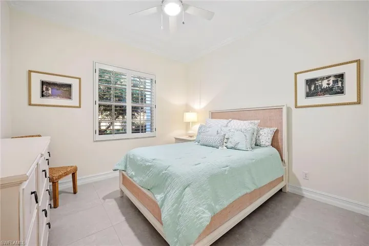 831 Sailaway Ln 104, Naples, Florida 34108