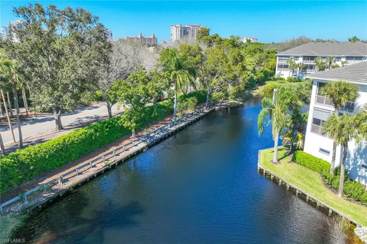 831 Sailaway Ln 104, Naples, Florida 34108