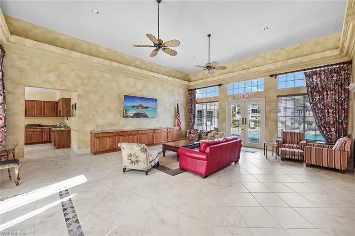 831 Sailaway Ln 104, Naples, Florida 34108