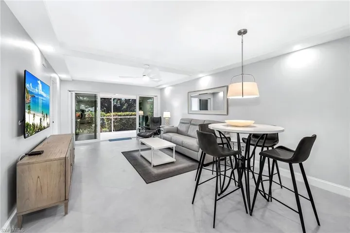 3055  Riviera  DR, Naples, FL 34103