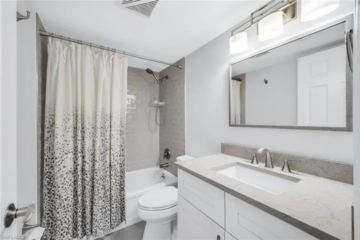 3055 Riviera Dr 102, Naples, Florida 34103