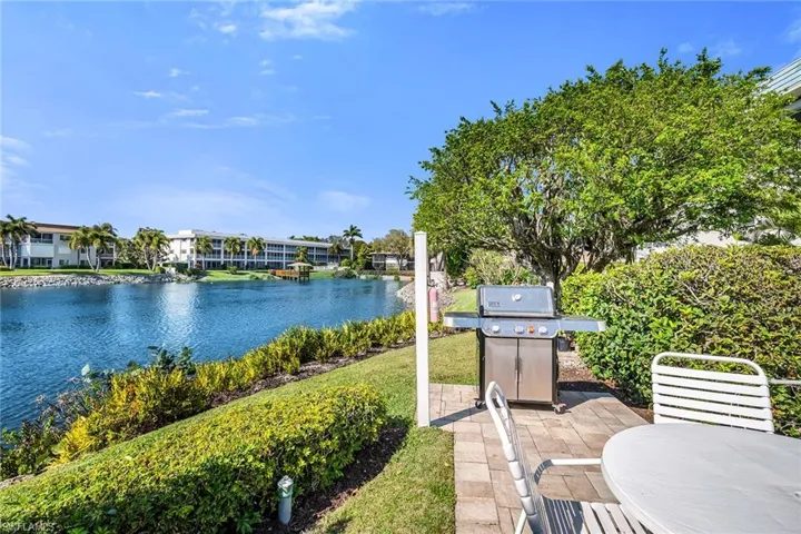 3055  Riviera  DR, Naples, FL 34103