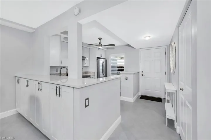 3055  Riviera  DR, Naples, FL 34103