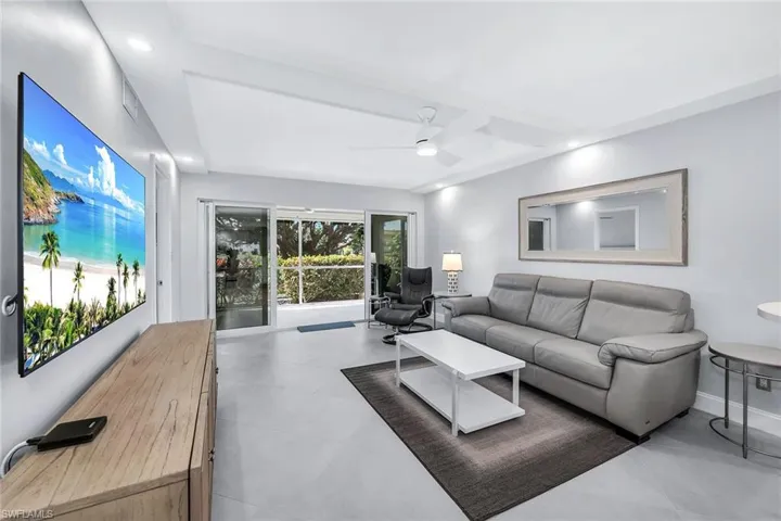 3055  Riviera  DR, Naples, FL 34103