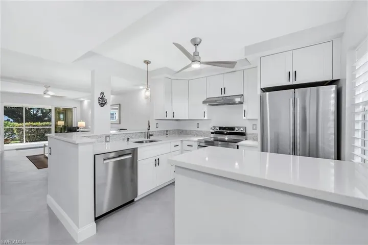 3055  Riviera  DR, Naples, FL 34103