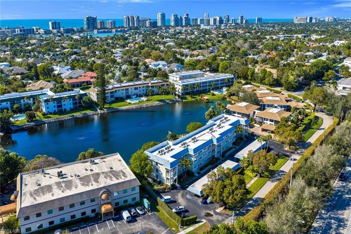 3055  Riviera  DR, Naples, FL 34103