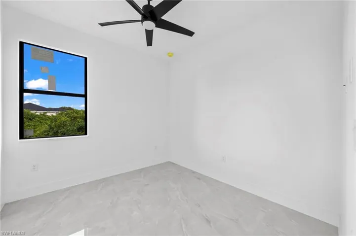 3014 2nd St W, Lehigh Acres Fl 33971