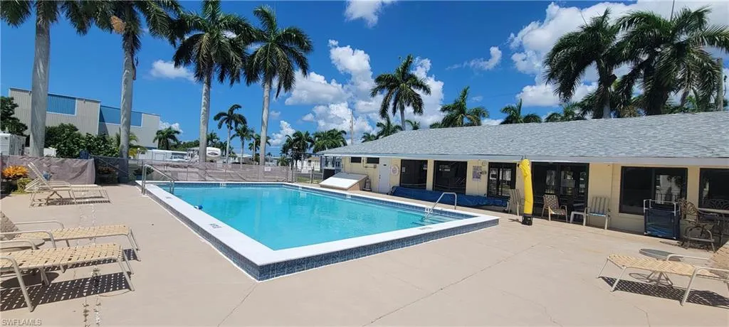 107 Blackbeard WAY, Fort Myers Beach, FL 33931,224064596