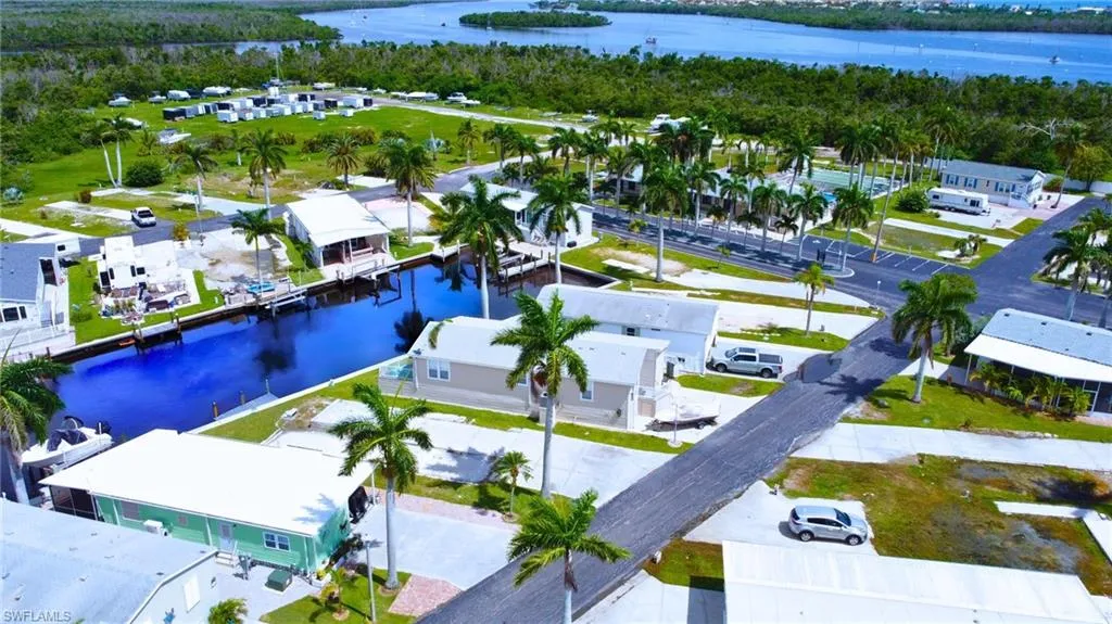 107 Blackbeard WAY, Fort Myers Beach, FL 33931,224064596