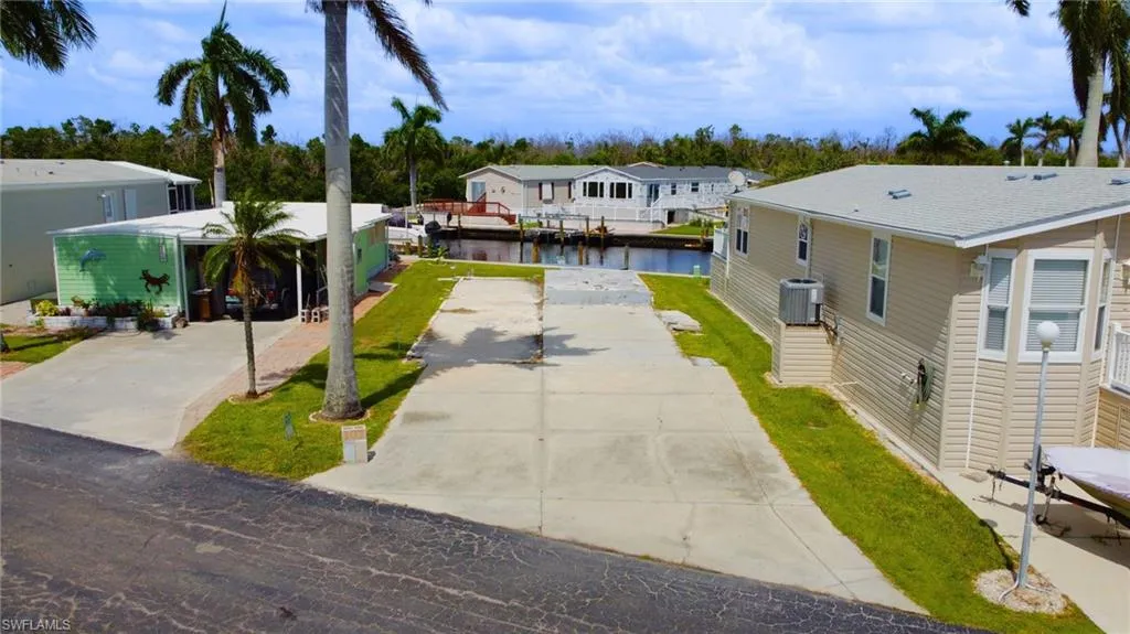 107 Blackbeard WAY, Fort Myers Beach, FL 33931,224064596