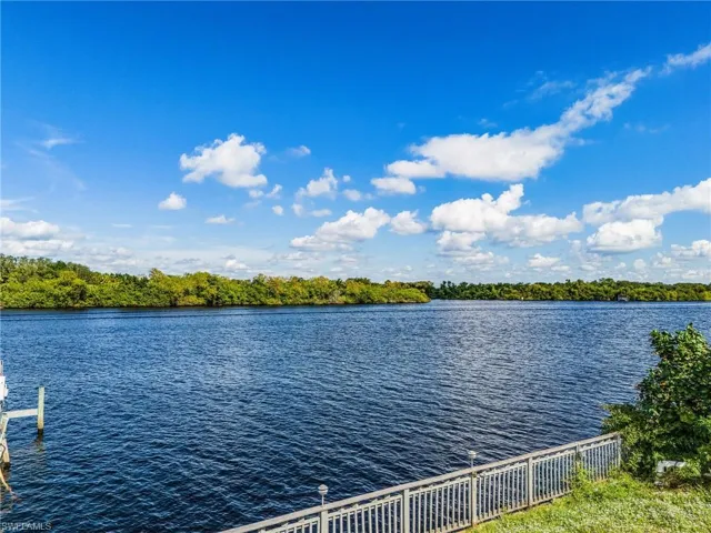 2190 River Rd, Fort Myers, Florida 33905