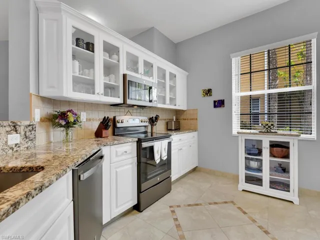 2593  Deerfield Lake  CT, Cape Coral, FL 33909