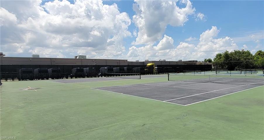 600 Neapolitan WAY # 230, NAPLES FL 34103
