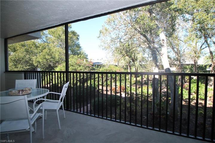 600 Neapolitan WAY # 230, NAPLES FL 34103