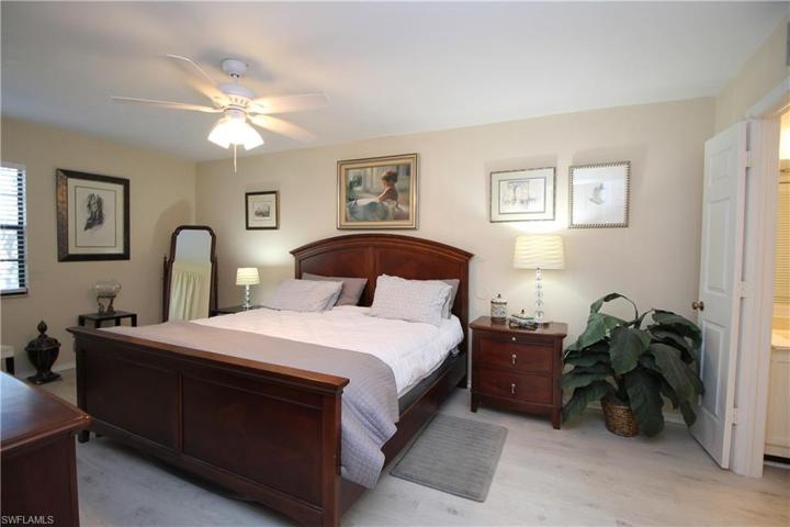 600 Neapolitan WAY # 230, NAPLES FL 34103