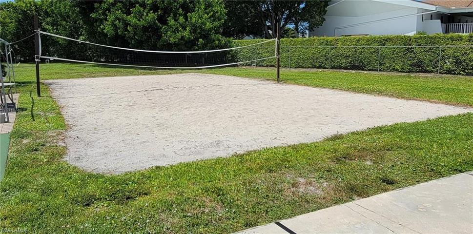 600 Neapolitan WAY # 230, NAPLES FL 34103